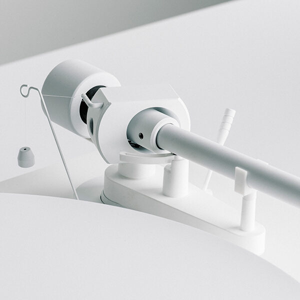 Debut PRO B White Edition