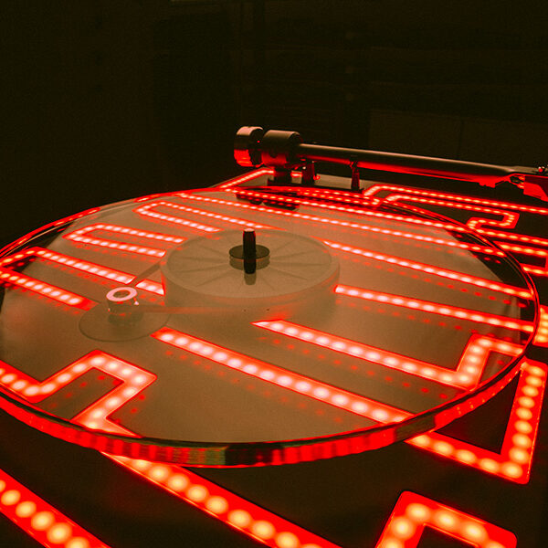 Elvis Turntable