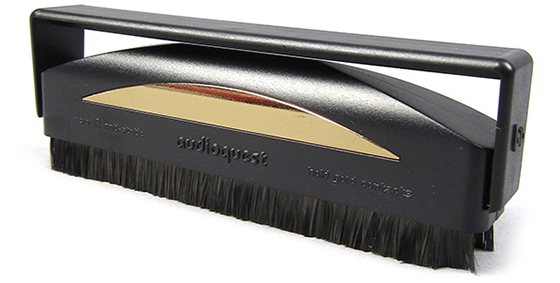 Super Conductive Record Brush