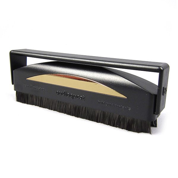 Super Conductive Record Brush