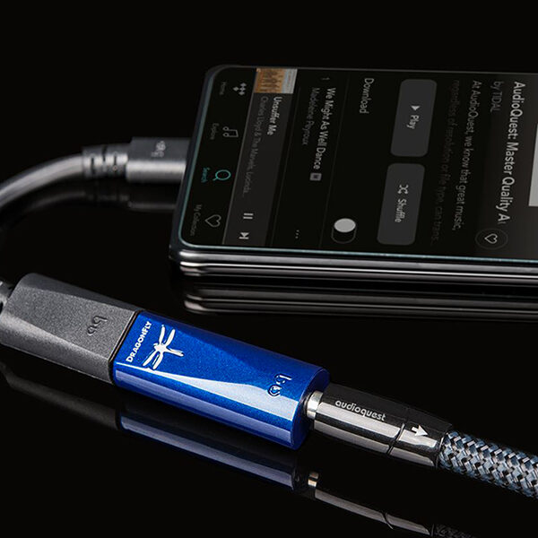 audioquest_dragonfly_cobalt_07 DragonFly Cobalt